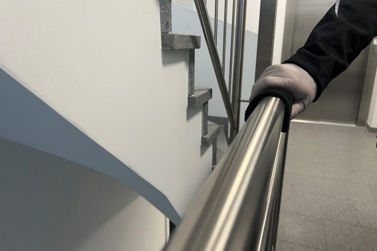 Professionelle Treppenhausreinigung für Hausverwaltungen im Westmünsterland - JetPoise GmbH
